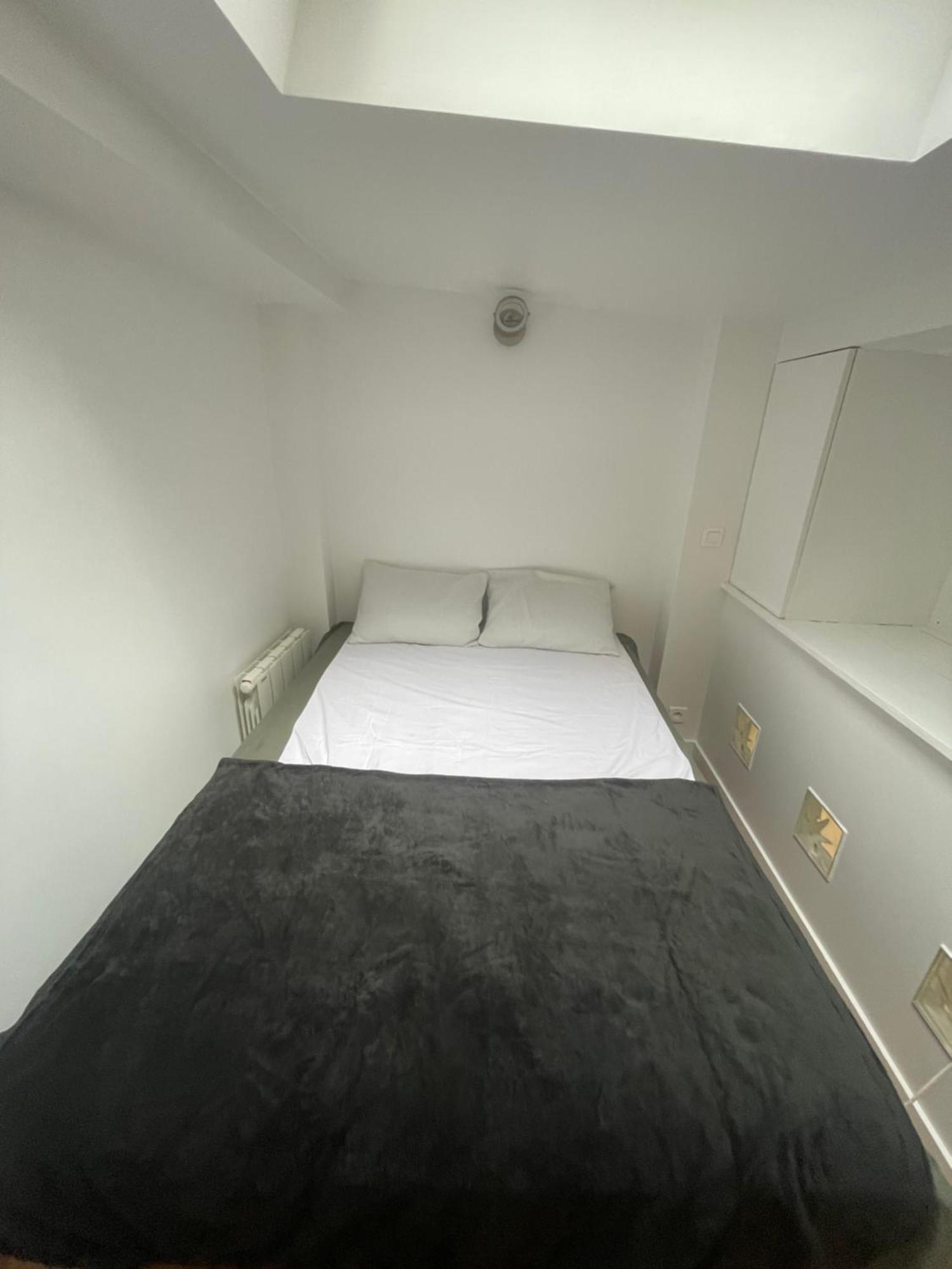 Appartement A Cote Du Sacree Coeur Et Montmartre パリ エクステリア 写真